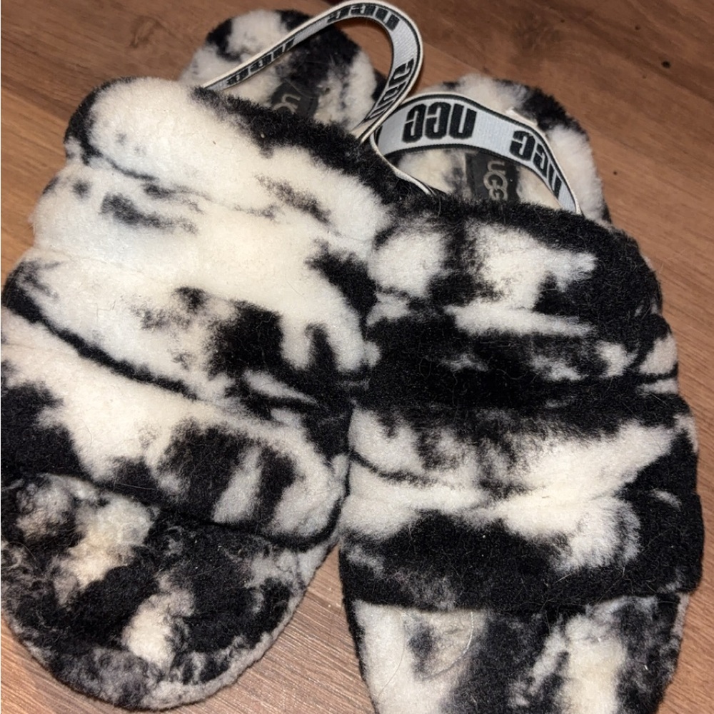ugg fluff yeah slides